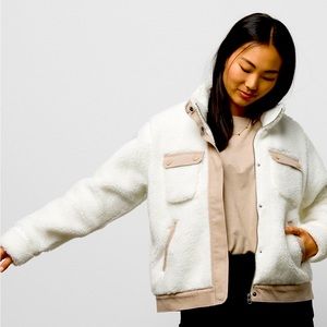 BNWT Vans Sherpa coat